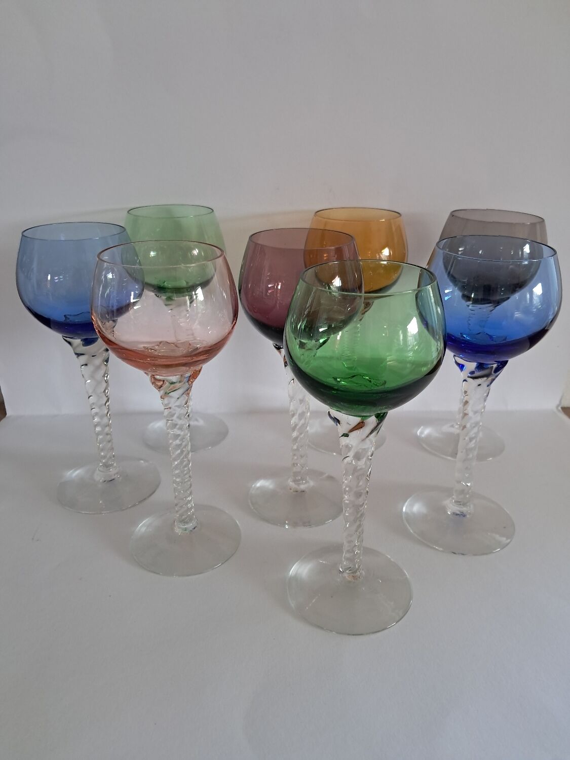 8 coloured Murano wine glasses from the 1950s