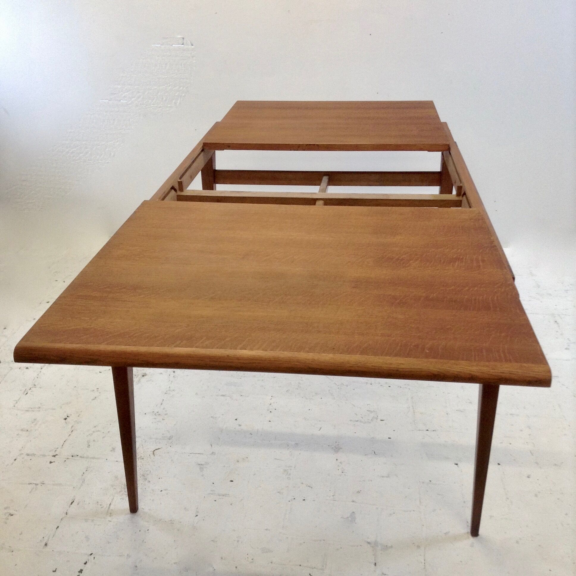 Table de salle à manger