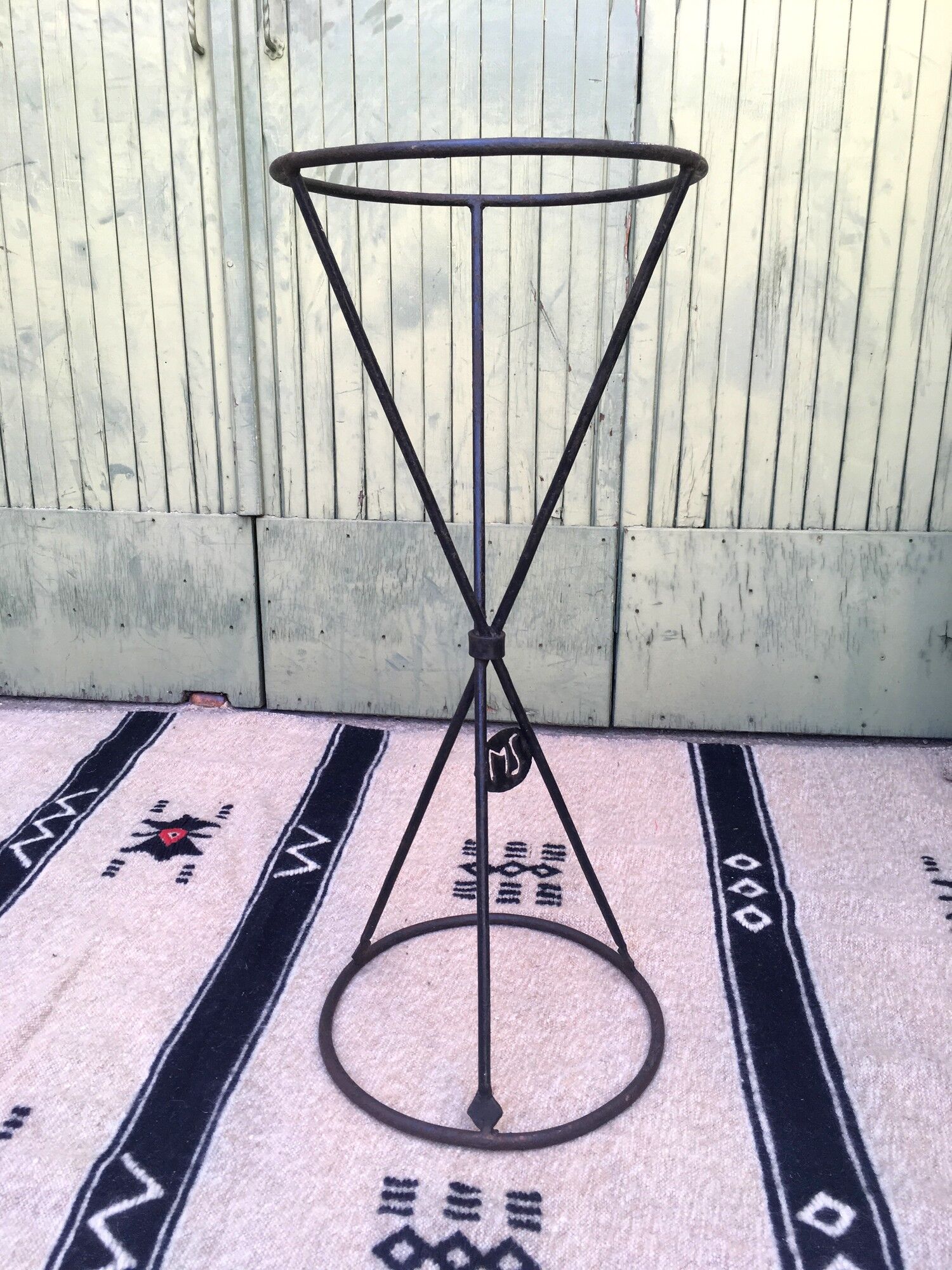Plant holder diabolo 50s