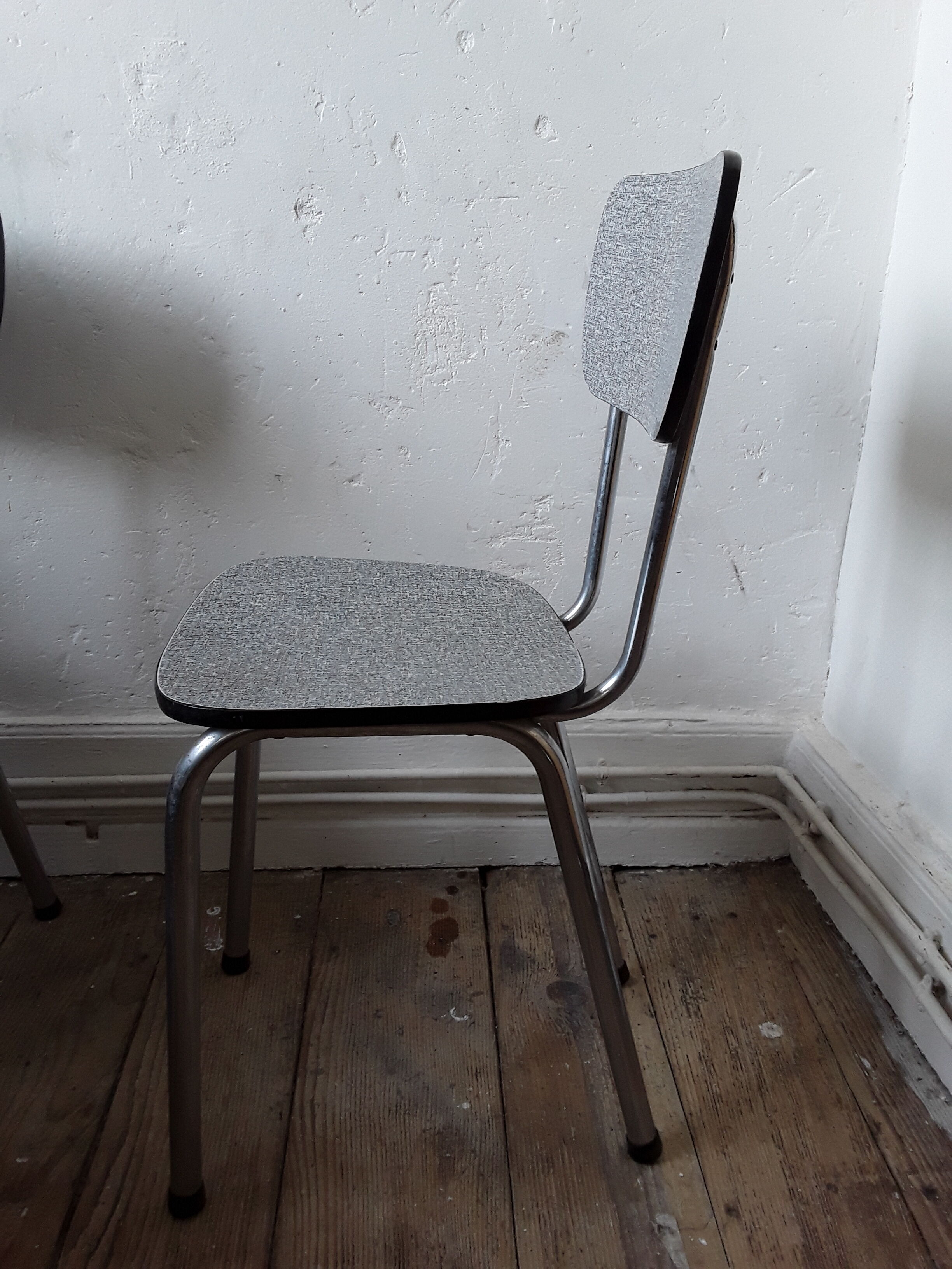 4 vintage formica chairs from 60/70