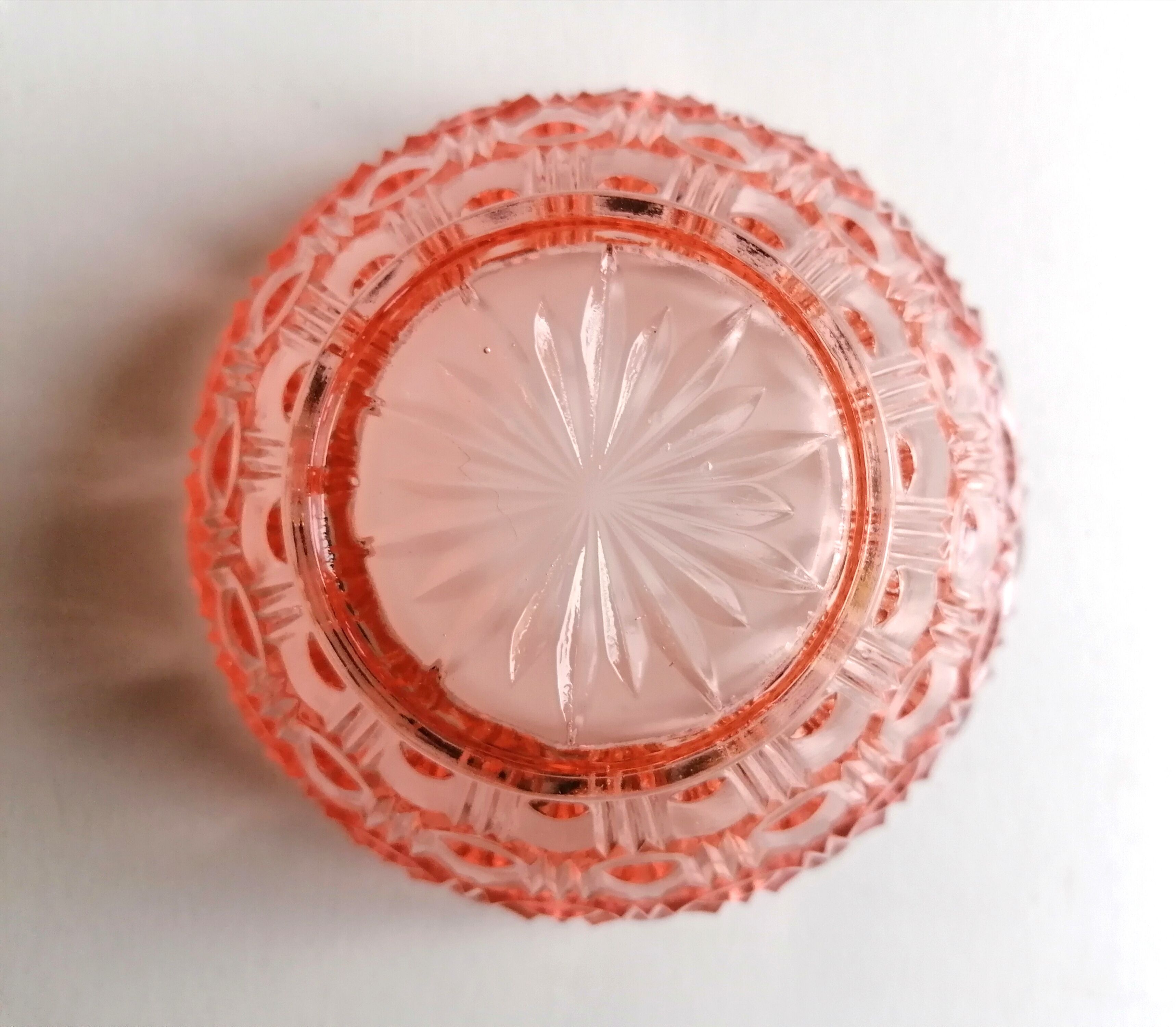 Candy or sugar maker in pink glass