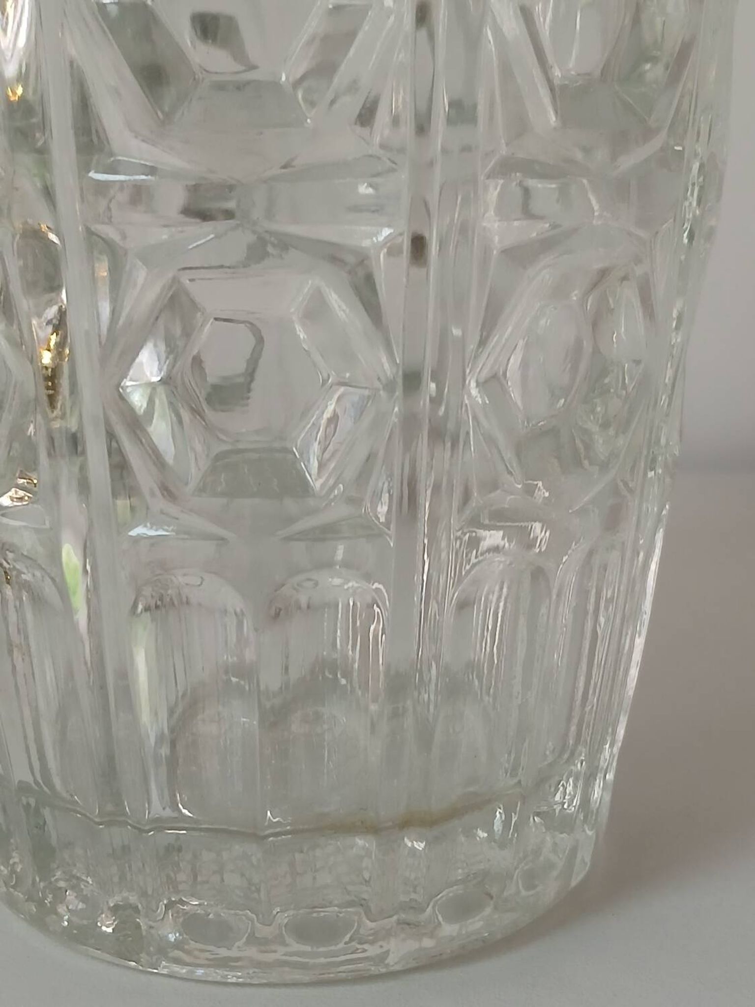 Vase en verre, motif "octogones"
