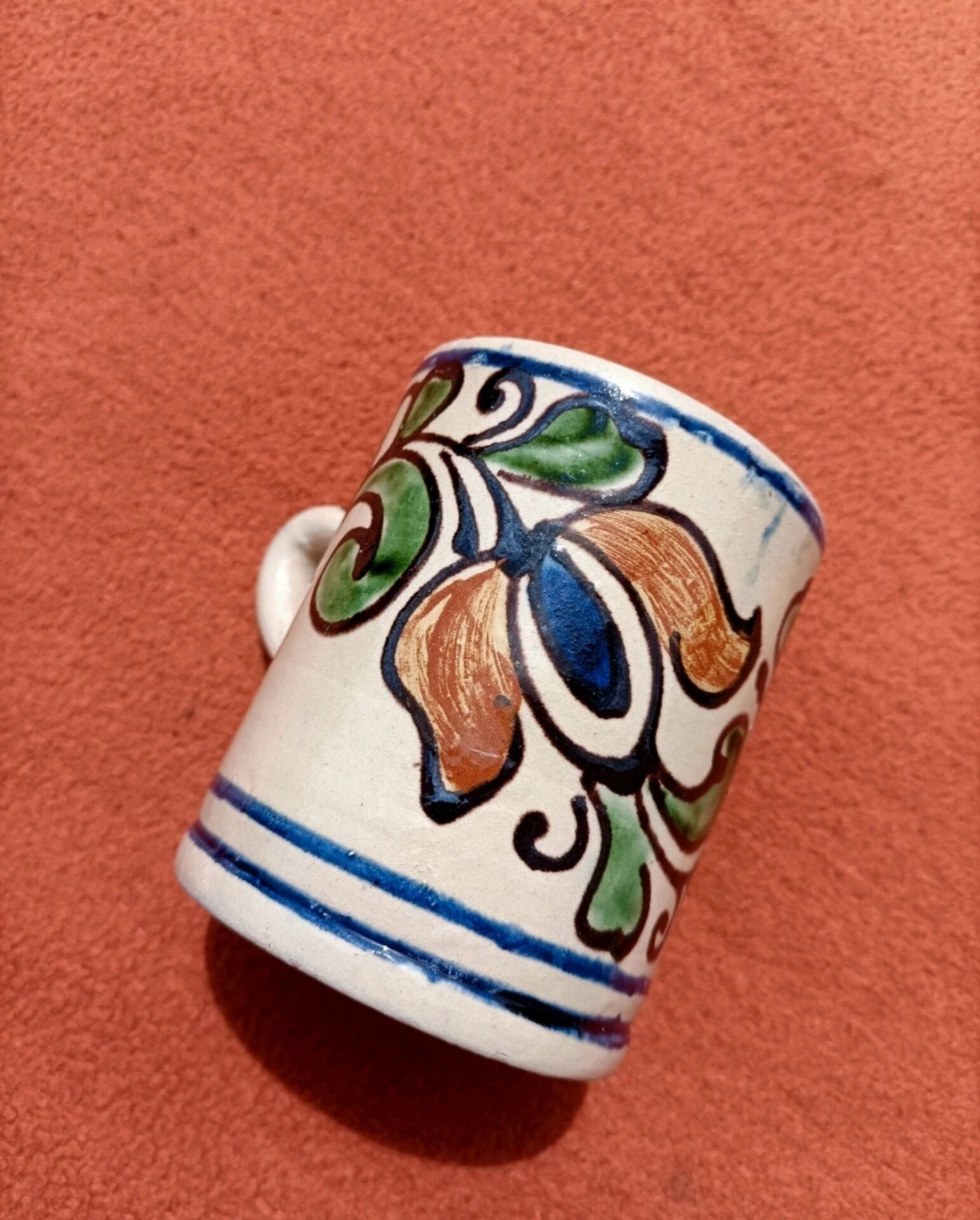 Retro mug