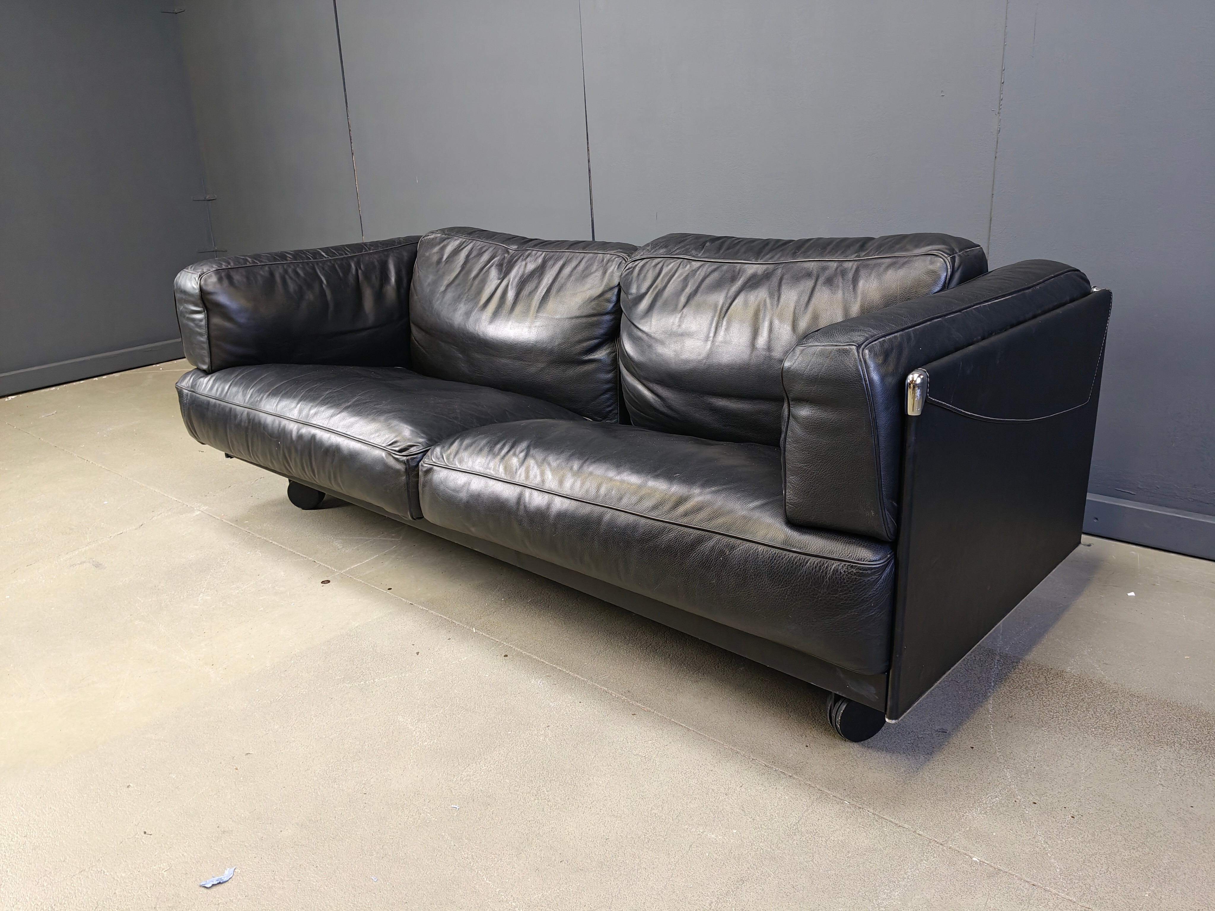 Vintage 'Twice' sofa by Pierluigi Cerri for Poltrona Frau, 1990s