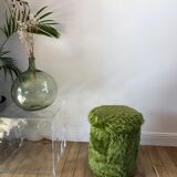 Moulded pouf with 70s green chest