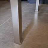 Table basse Guy Lefèvre en acier et laiton