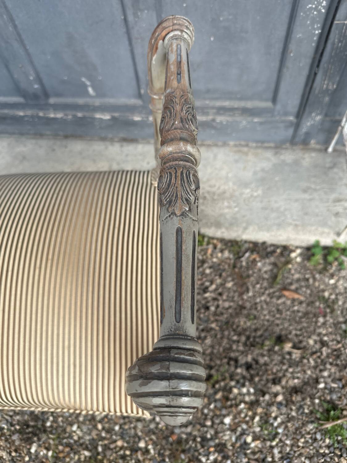 Small painted wooden bench