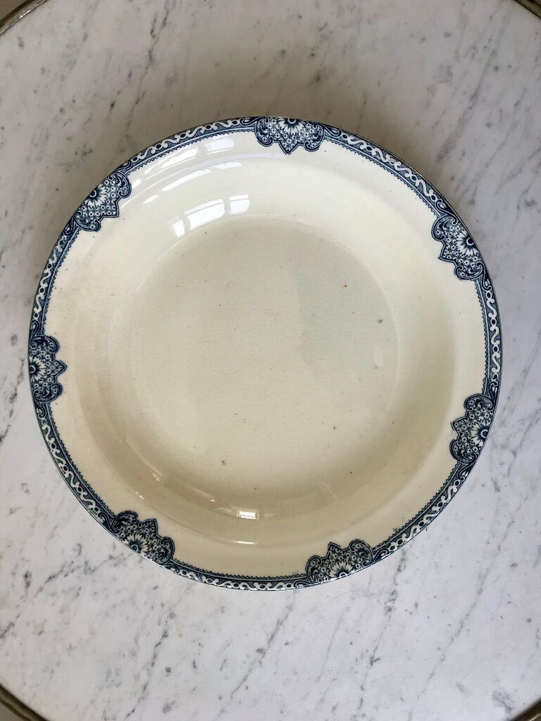 Salad bowl / hollow dish terre de fer salins model jumièges late nineteenth