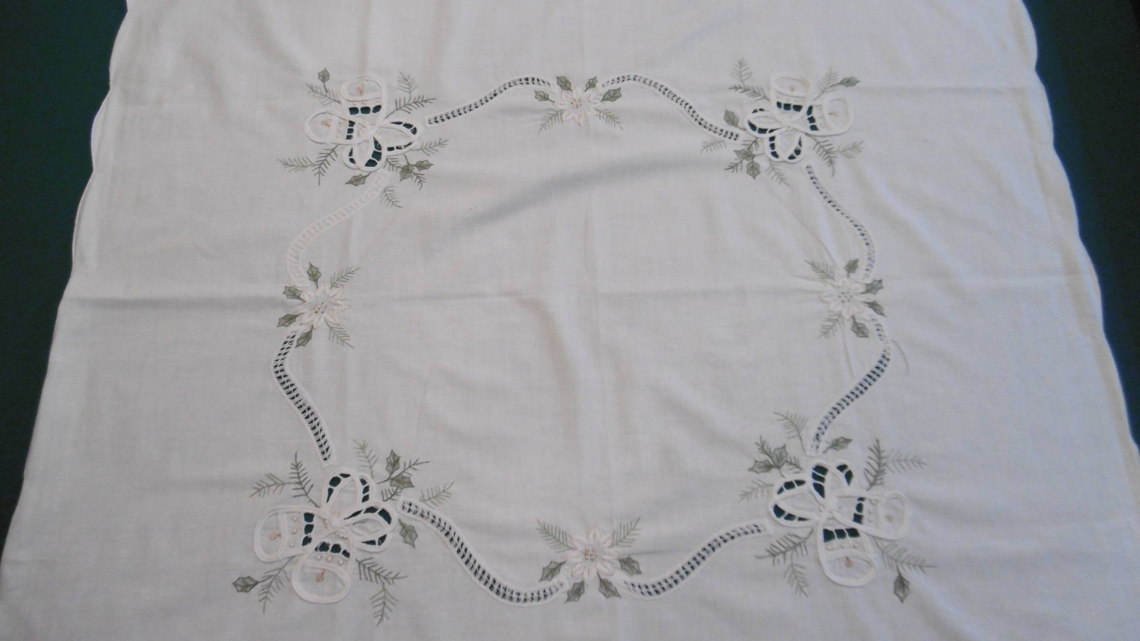 Embroidered tea tablecloth or curtain