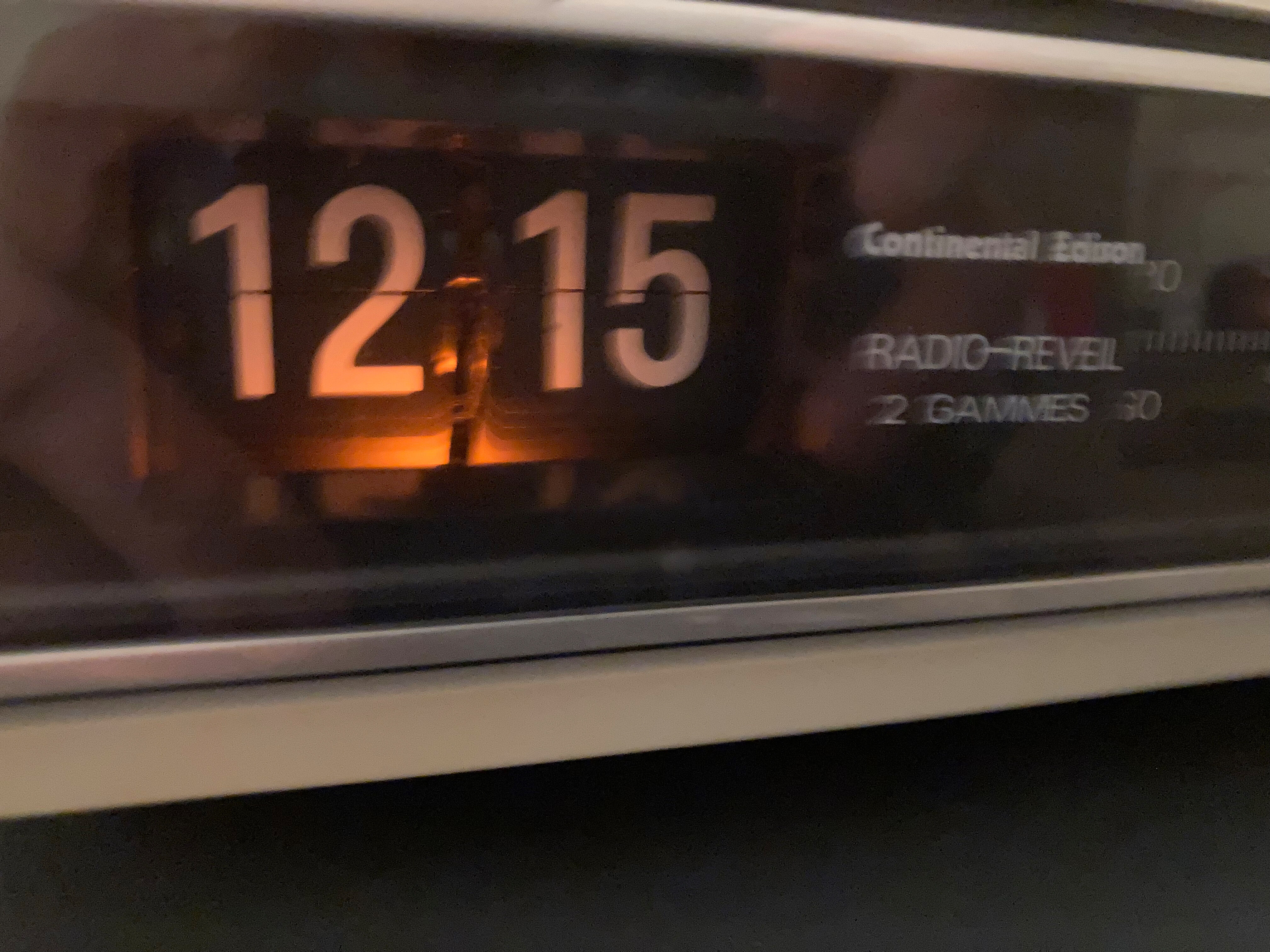 Radio vintage reveil a unfolding Continental Edison 1973