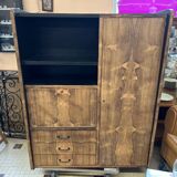 Redesigned secretary