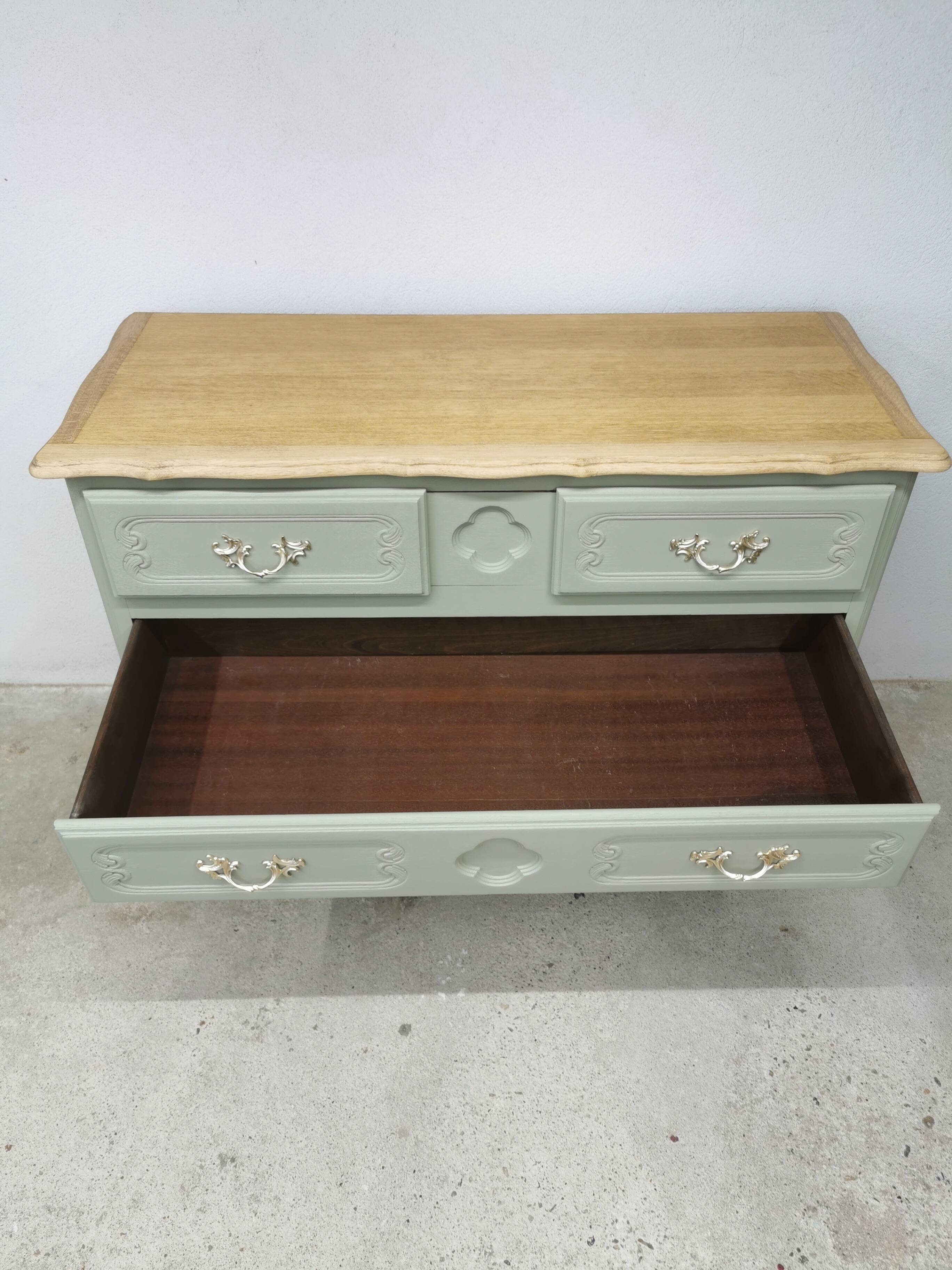 Commode vintage en chêne relookée - Livraison partout en France