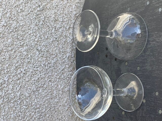 6 vintage transparent glass champagne glasses