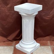 Vintage white plaster column dimension: H-73.5 cm-L-30cm-