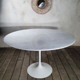 Tulip table by Eero Saarinen for Knoll, in carrara marble 120cm
