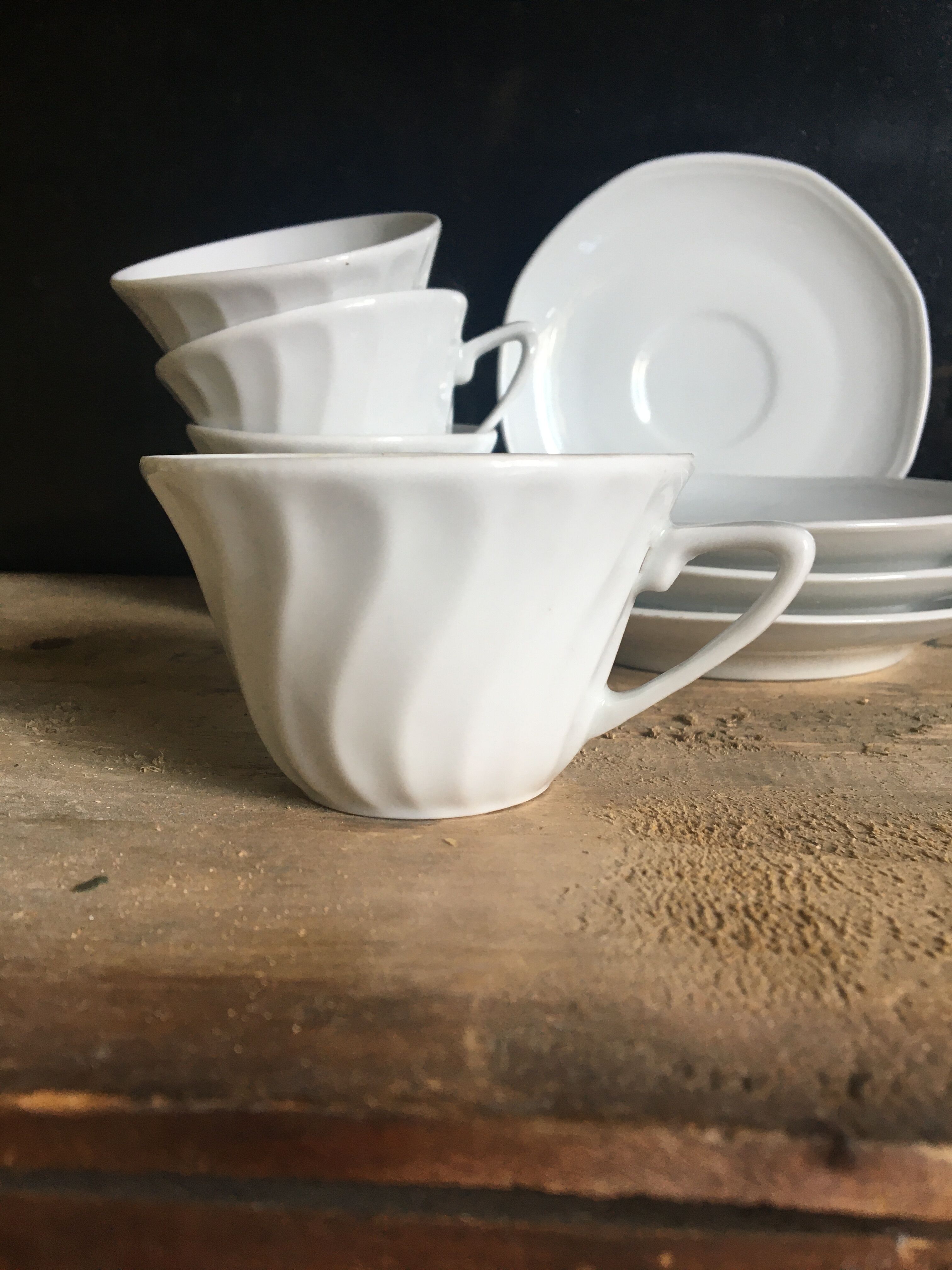4 cups Deshoulières porcelain