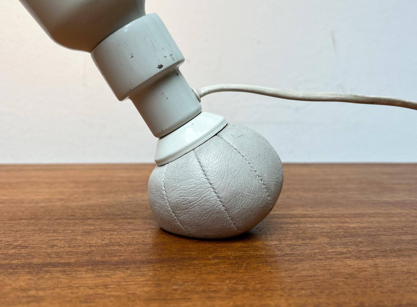 Italian table lamp model 600/P from the mid-century space by Gino Sarfatti for Arteluce, 1960s.