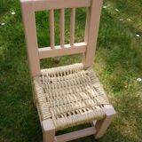 Pink braided seating chair