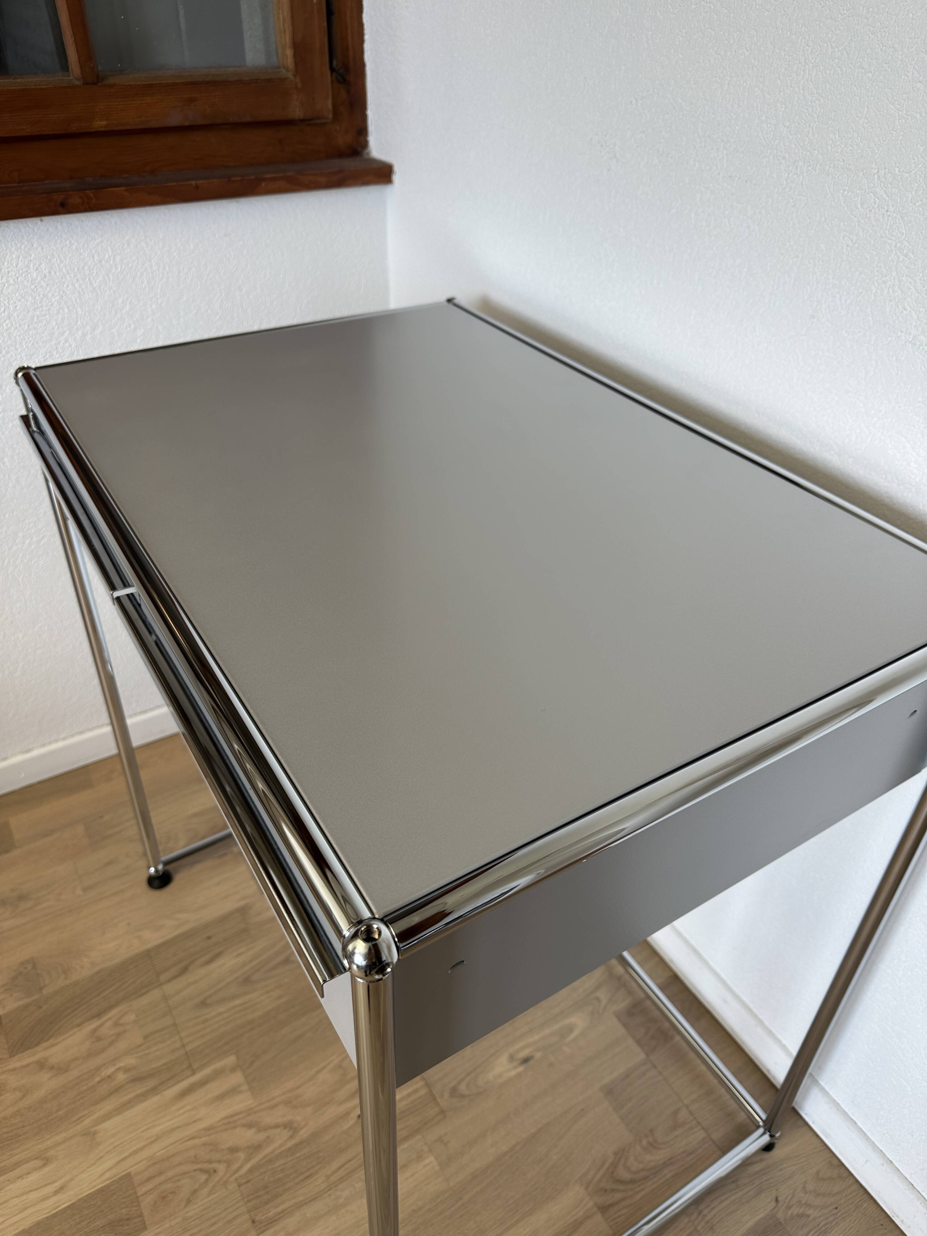 USM Haller Desk / Sideboard in Matte Silver