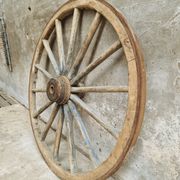 Antique cart wheel wagon wheel XXL oak wood 126 cm