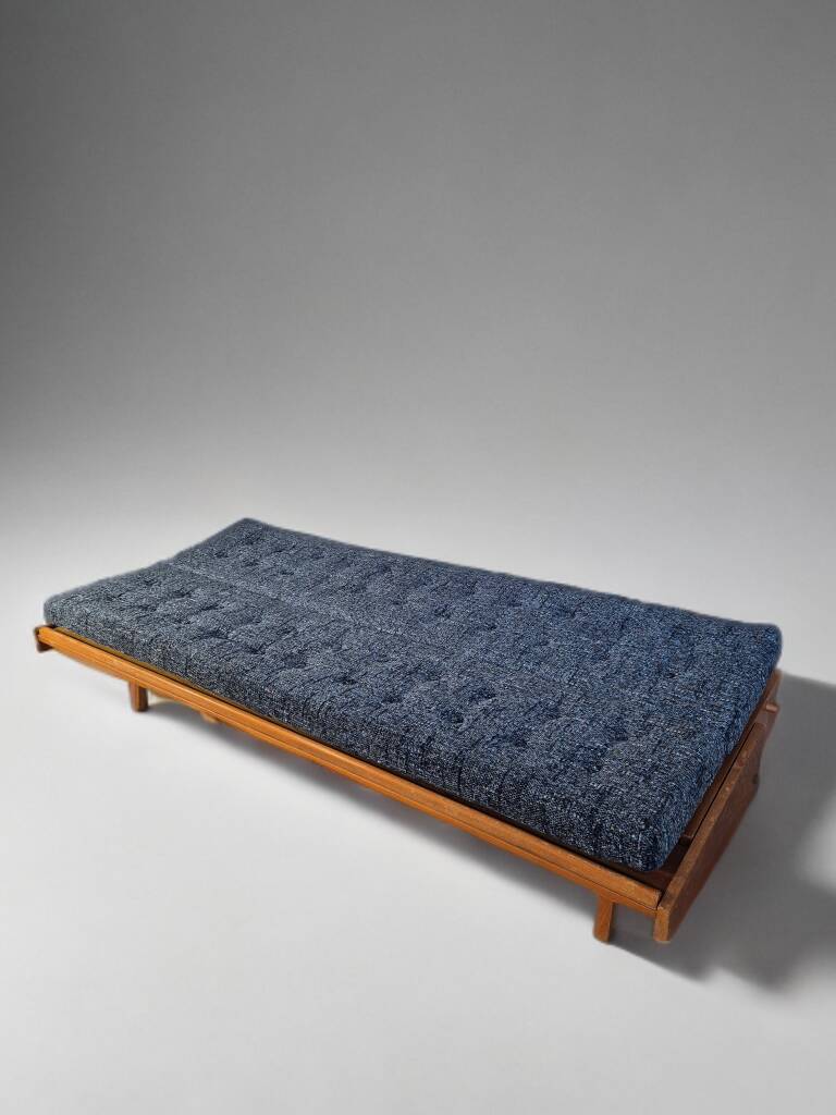 Hikor Pisek daybed sofa, Vintage Czech 1960s