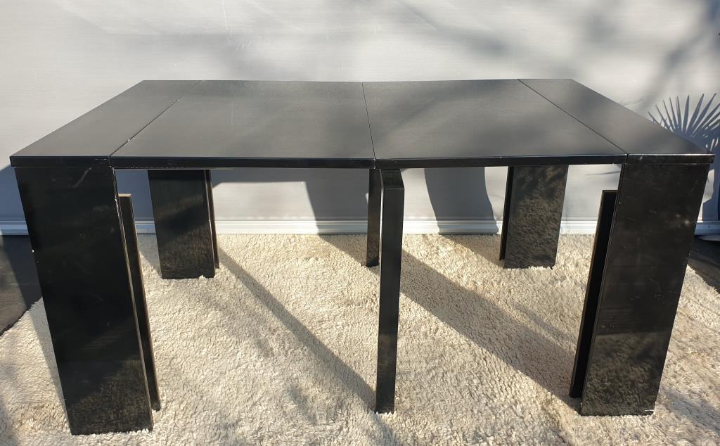 Table with extendable mechanism XXL black lacquer