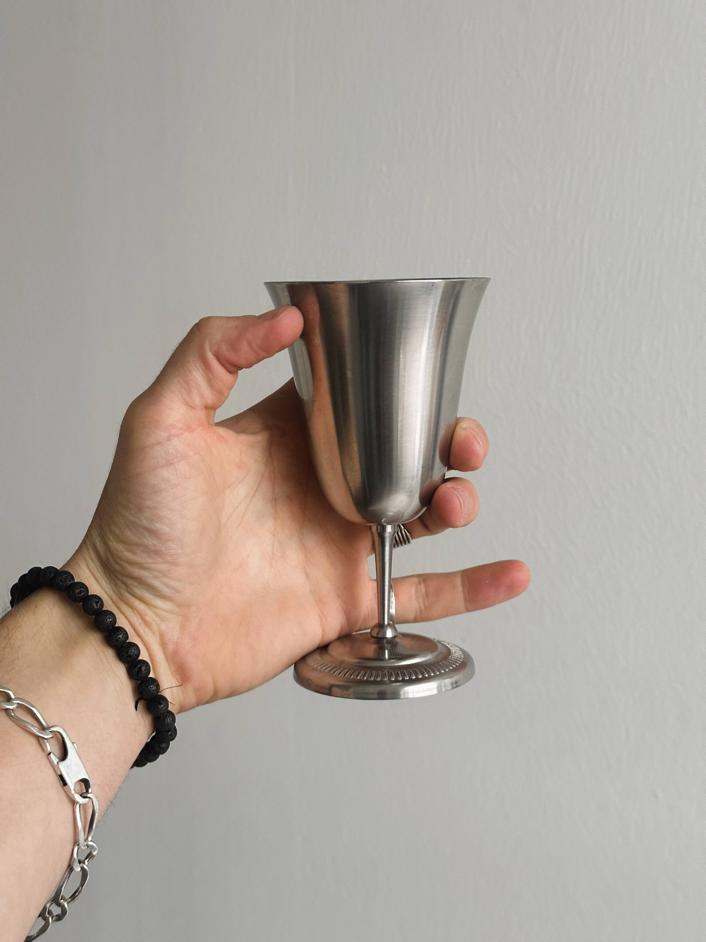 Set of 10 matte silver metal footed cups