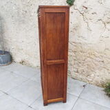 Double curtain cabinet
