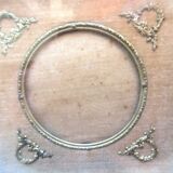 Empire square frame, in gilded bronze, Louis XVI knots, photo medallion