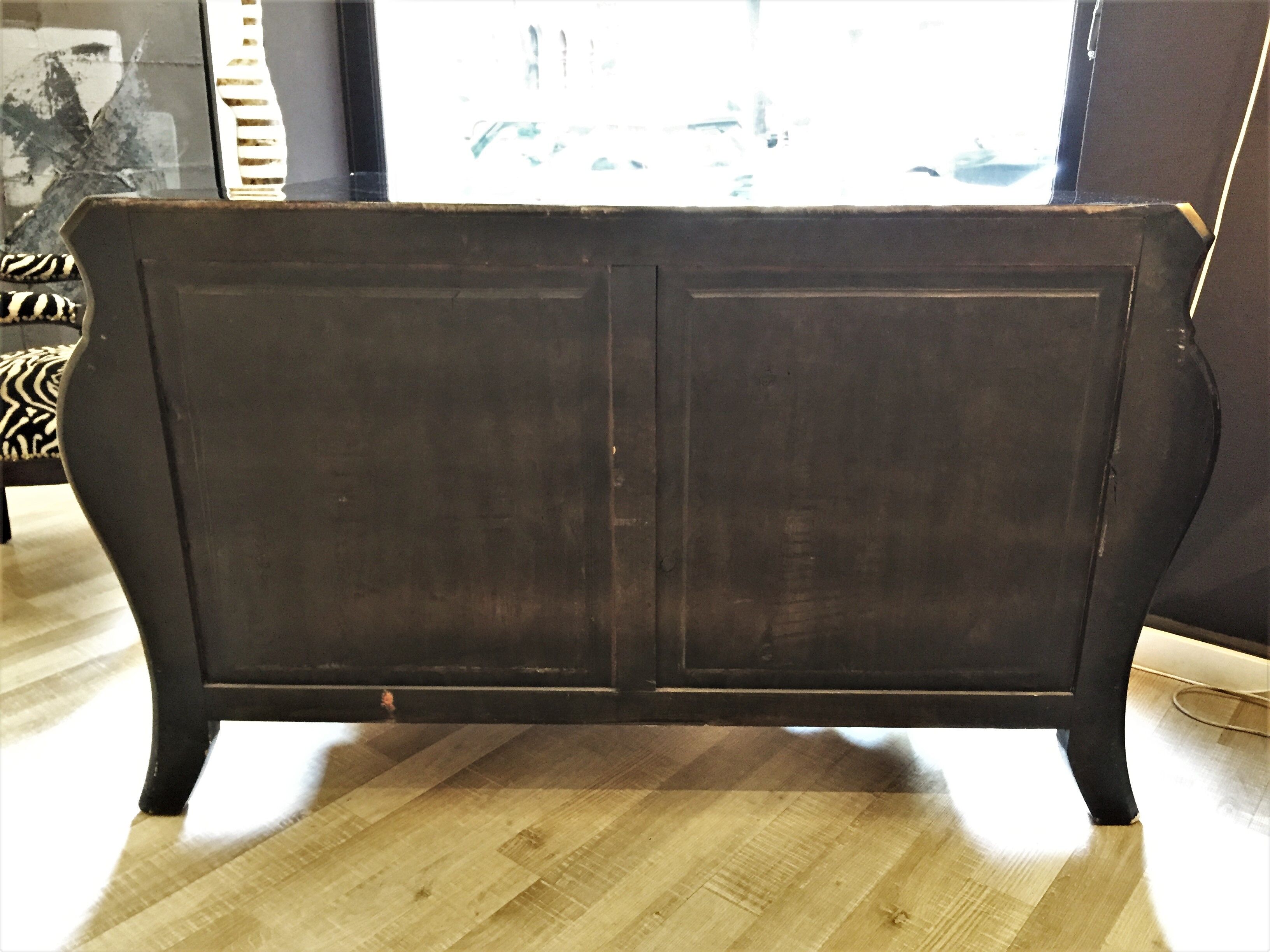 Italian Art deco chest of drawers from the 1940's