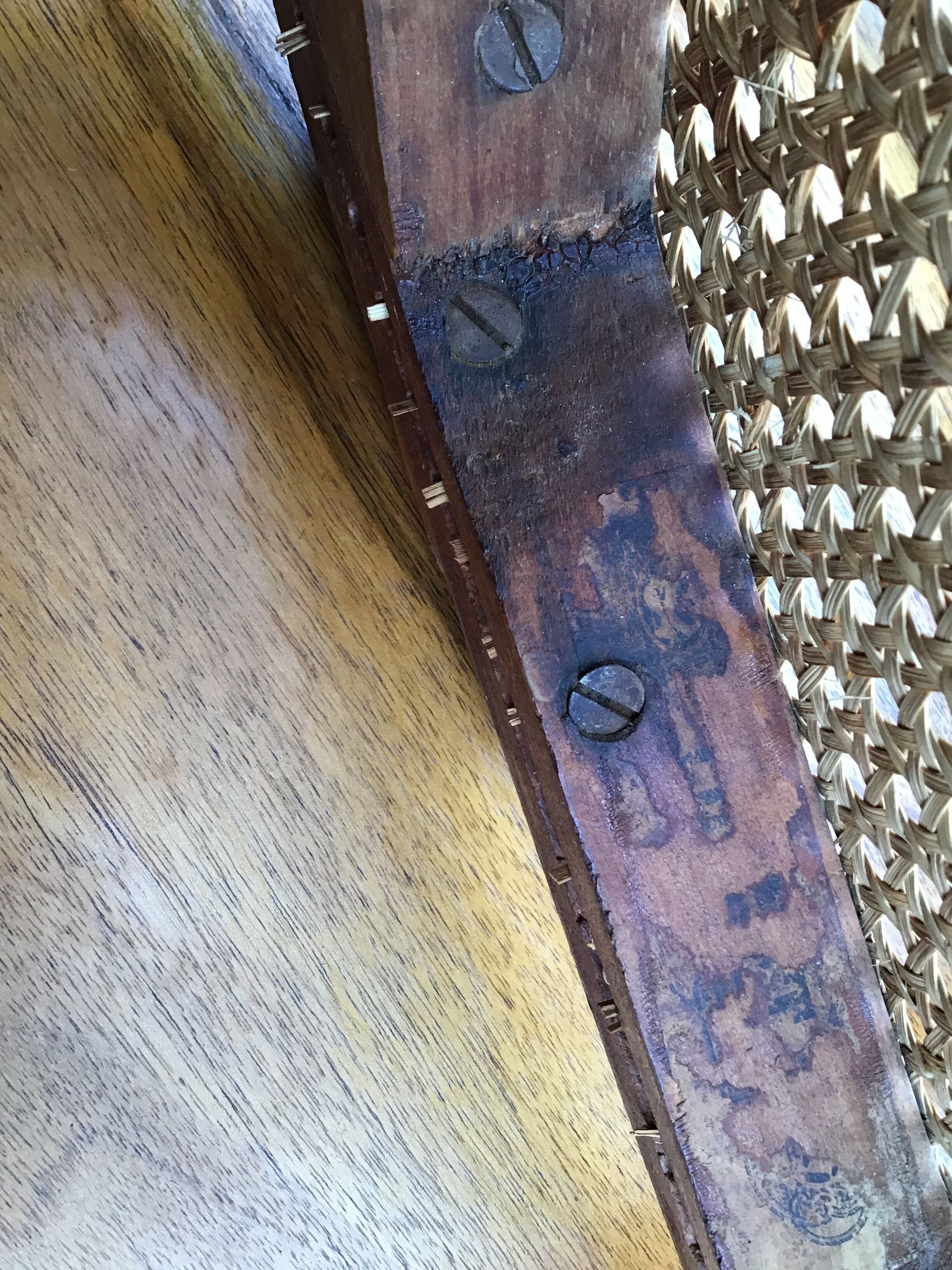 Viennese high baby chair curved tuna and