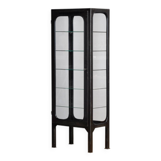 Armoire médicale vintage, années 1970