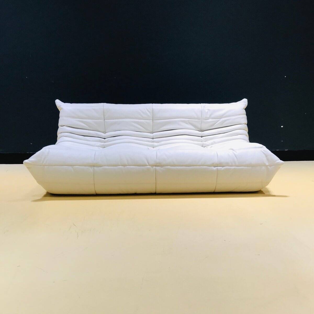 French Togo sofa in white cow leather by Michel Ducaroy for Ligne Roset.