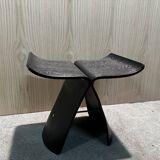 Sgabello Butterfly di Sori Yanagi per vitra