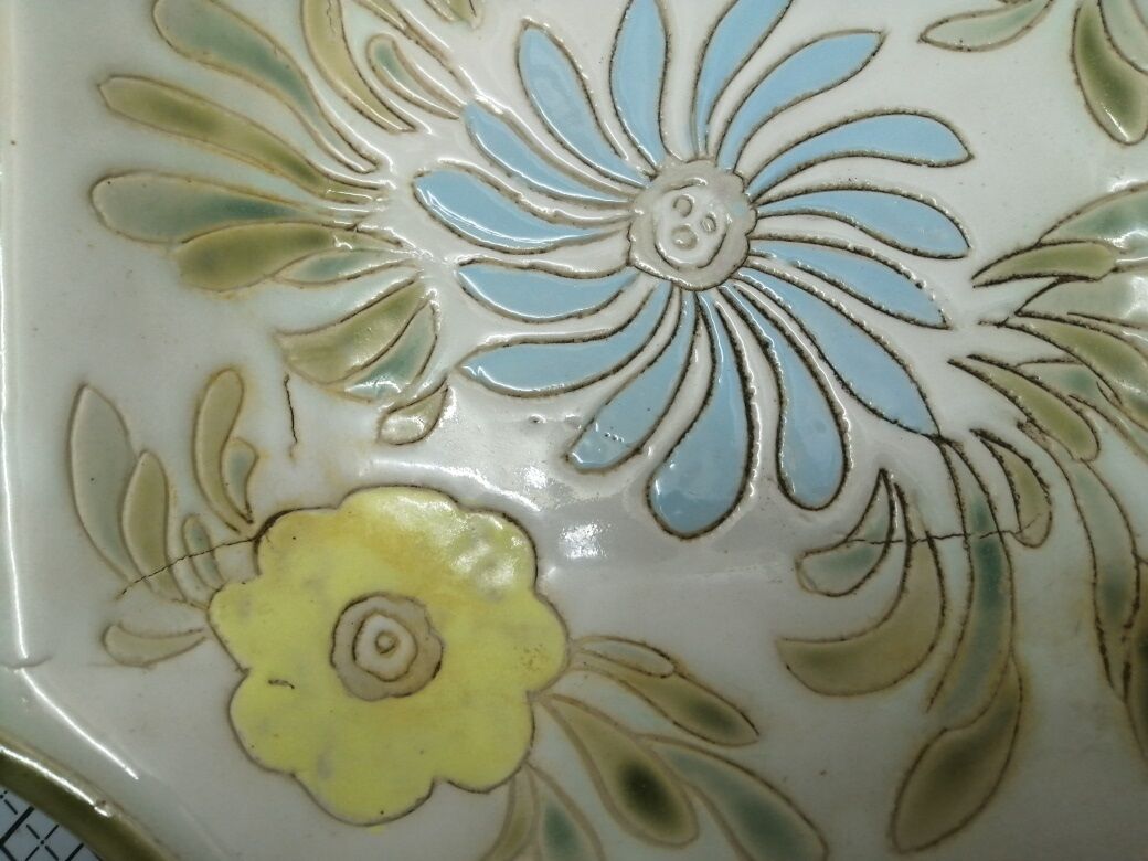 Ceramic dish décor Blue yellow flowers
