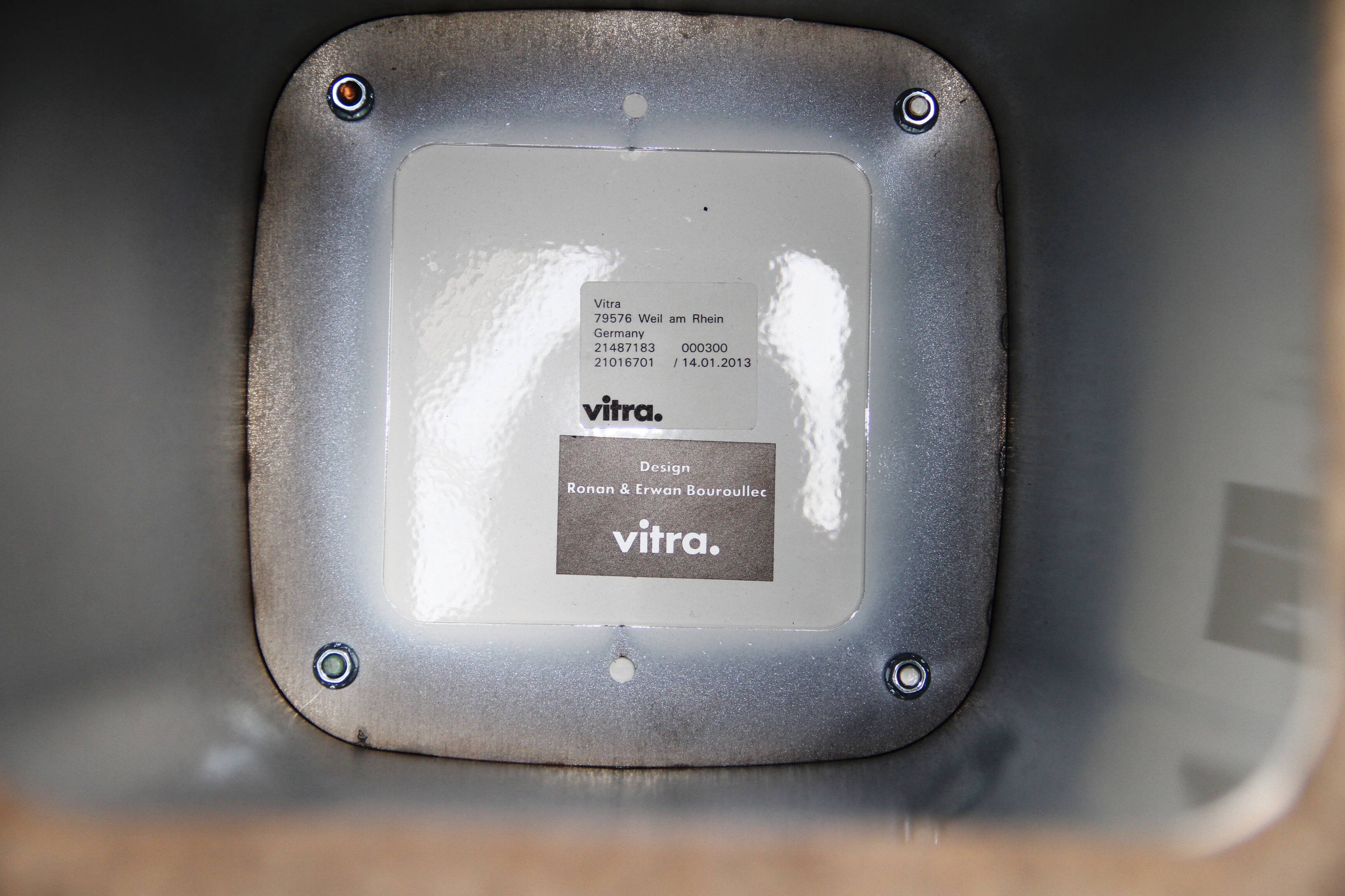 Vitra side table, Erwan & Ronan Bouroullec