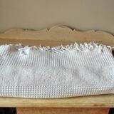Bedspread in woven white cotton, double bed