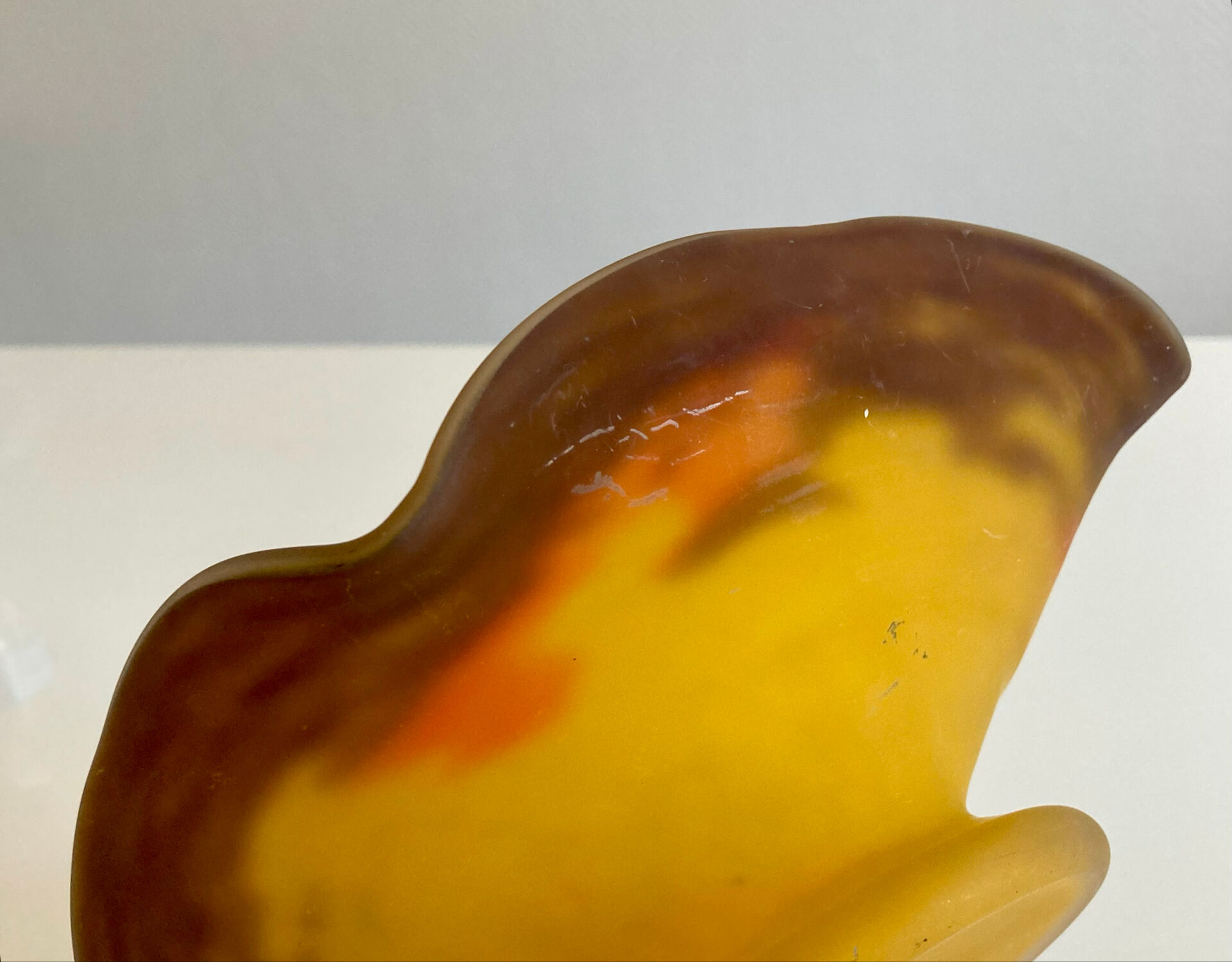 Glass footed coupe Nuagé signed by Muller Frères Lunéville.