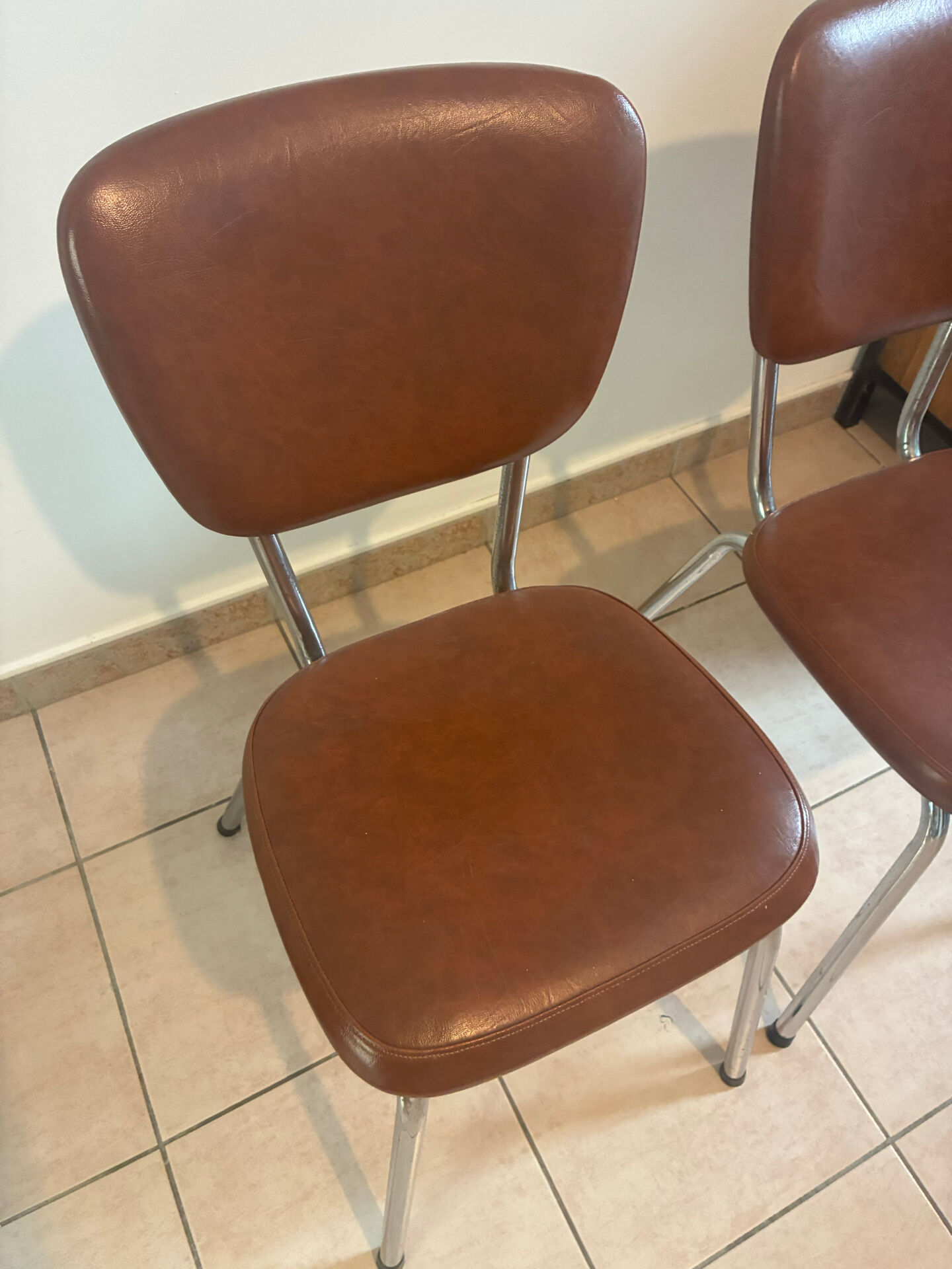 Set of 2 brown faux leather chairs – 1970s – vintage