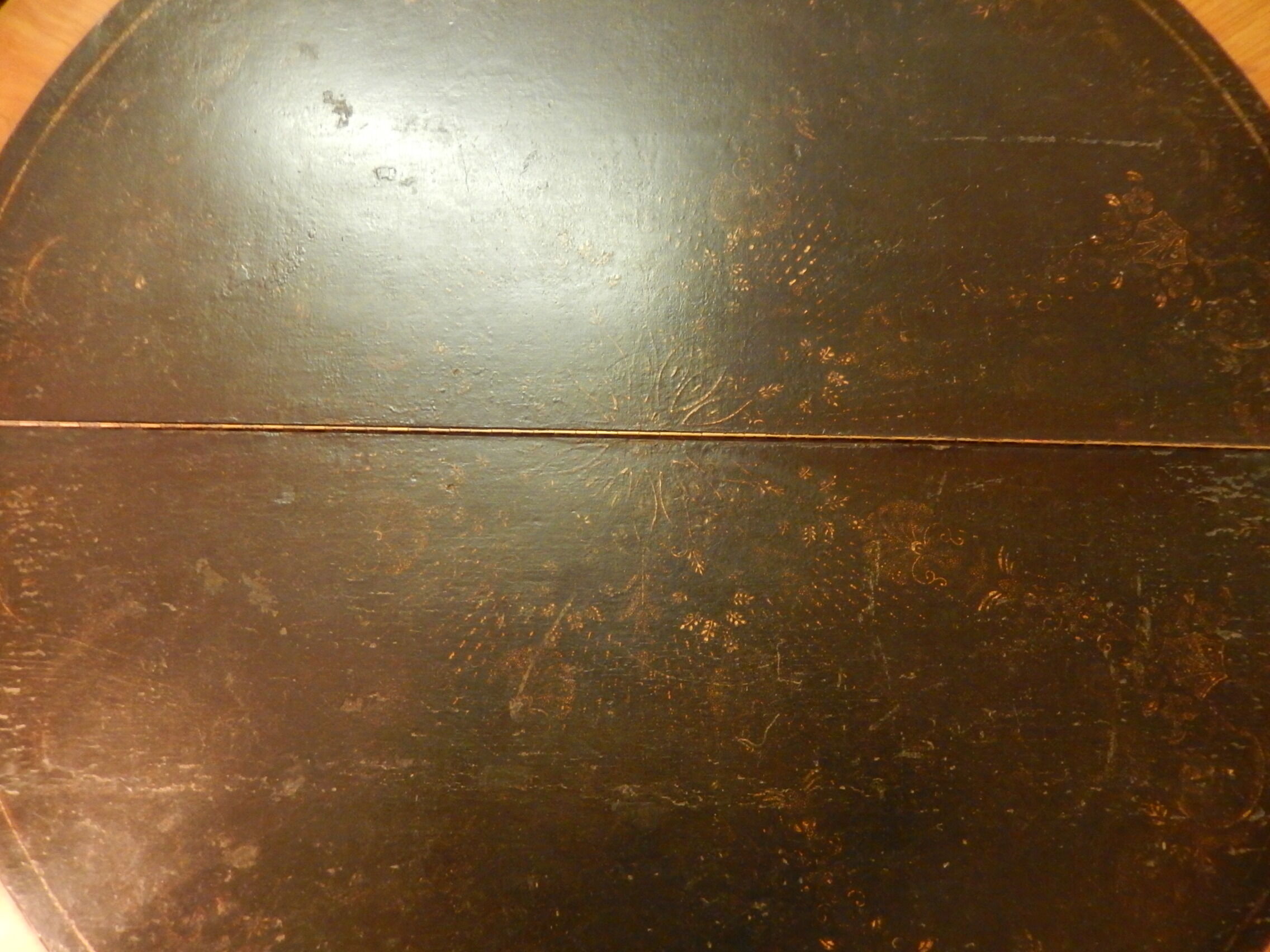 Napoleon III half-moon table in cherry and leather