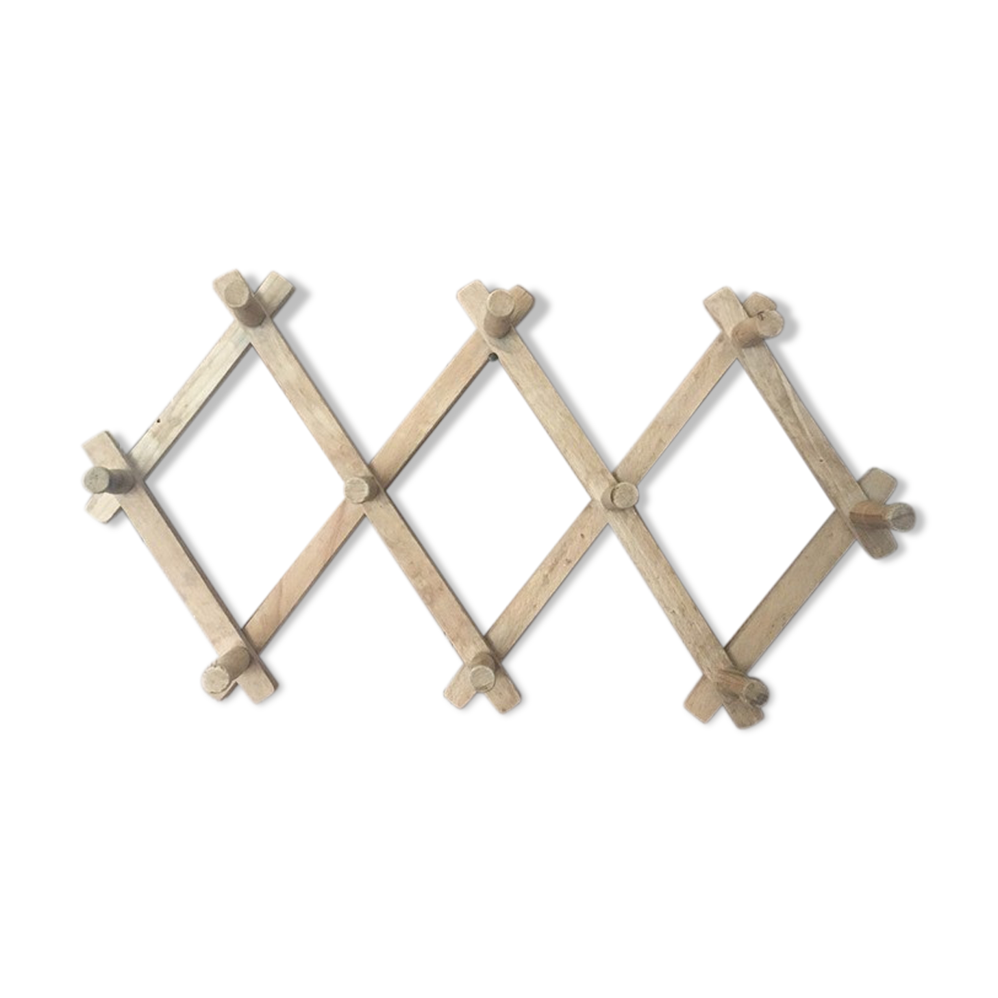 Ten hook coat rack scalable in wood