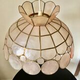 Suspension in pink mother-of-pearl and brass