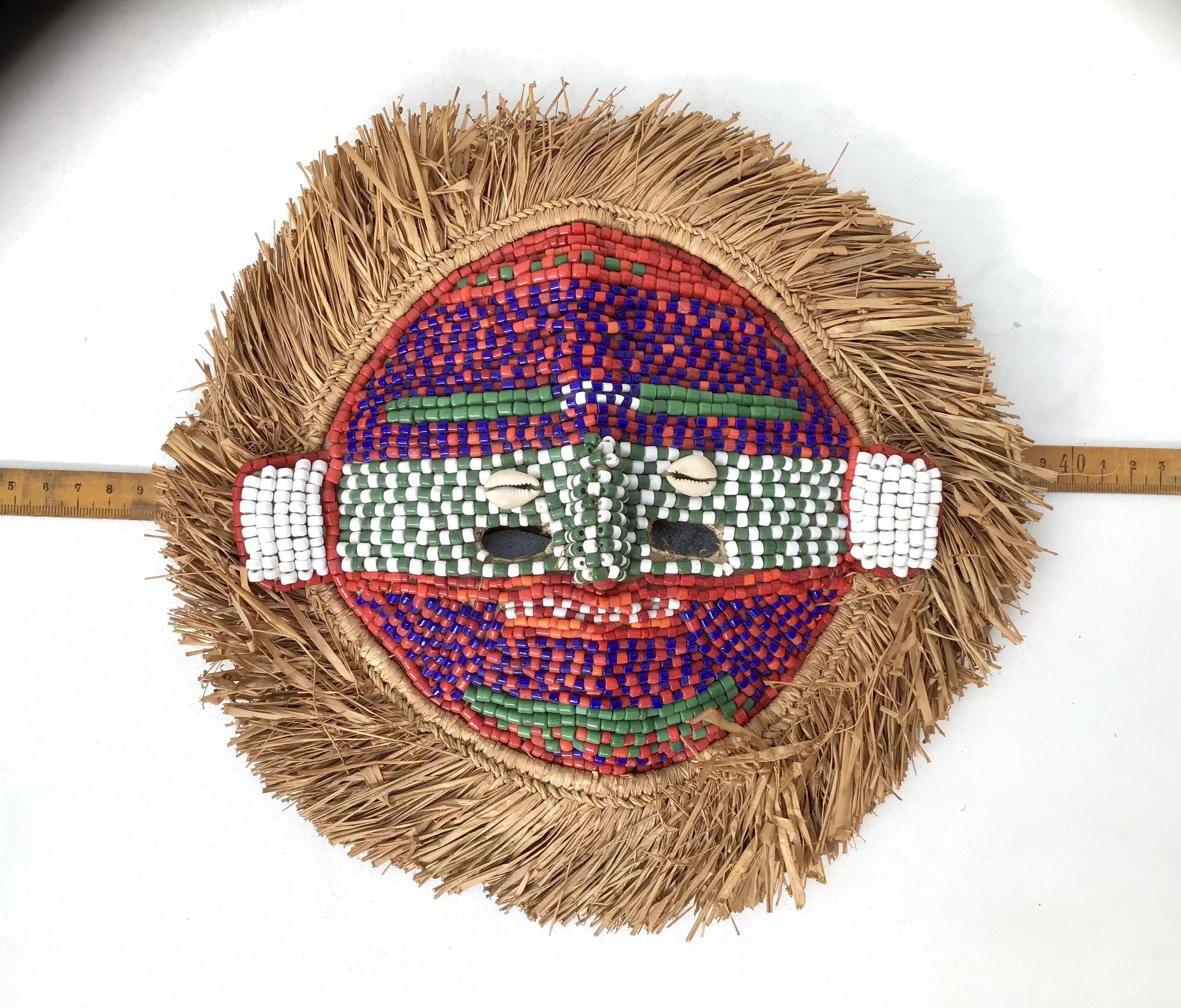 Masque Kuba du Congo - Cauris, Perles de verre, Raphia, Tissu
