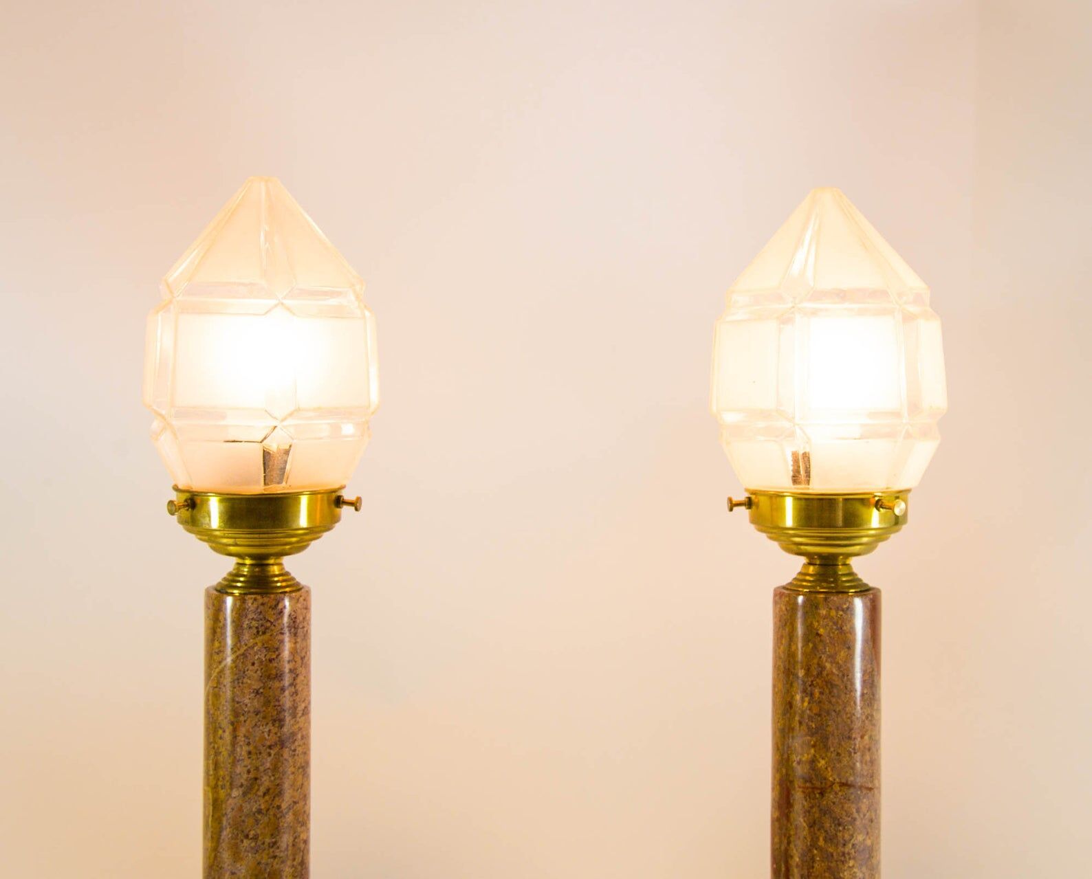 Set of XL Art Deco lamps in heavy marble