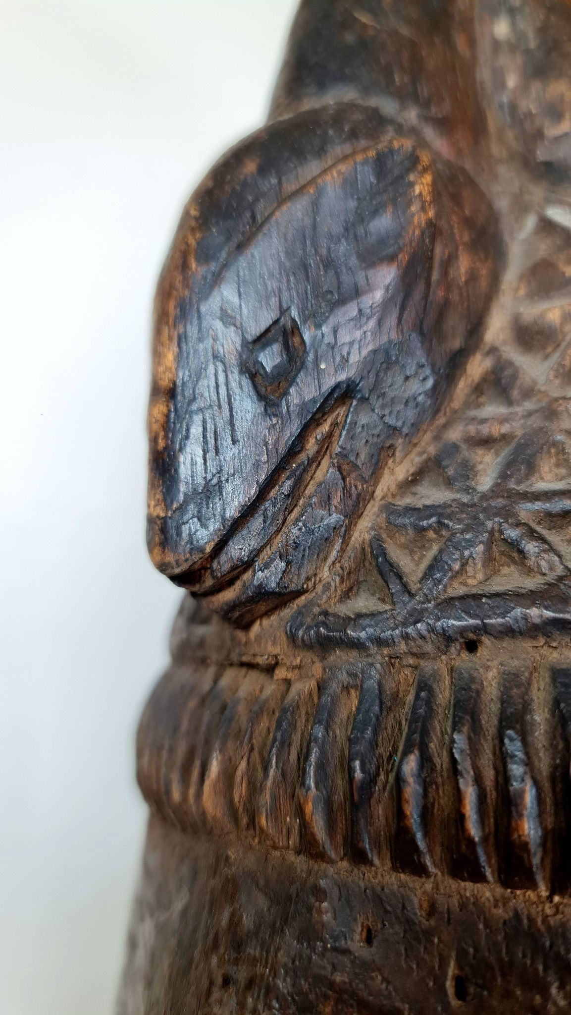 Hemba Helmet, Suku