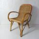 Fauteuil en rotin pour enfant
