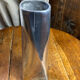 Vase en aluminium torsadé