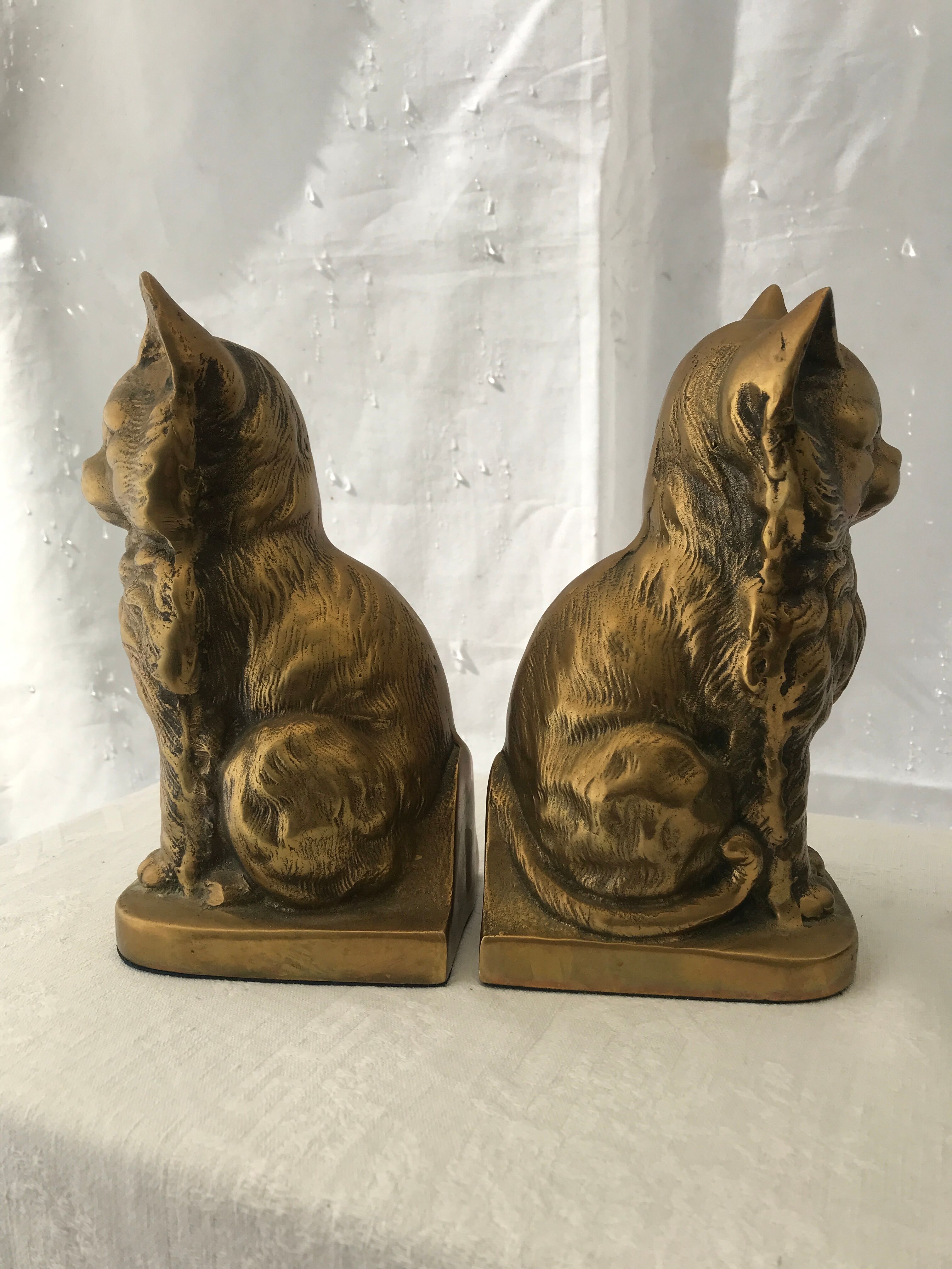 Chatons bookends