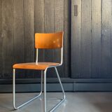 4 Bauhaus-inspired chairs