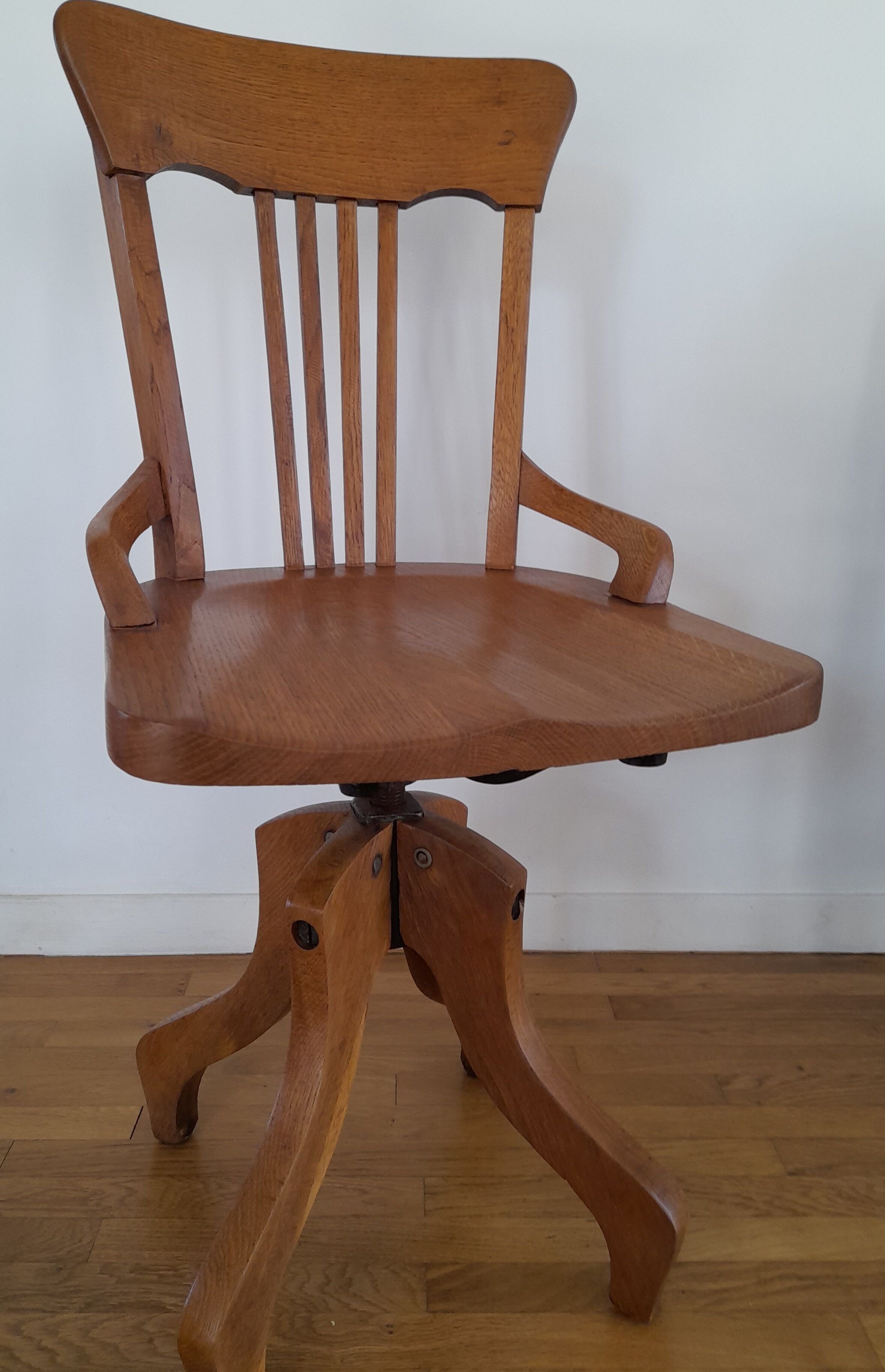 American office chair from the 30s